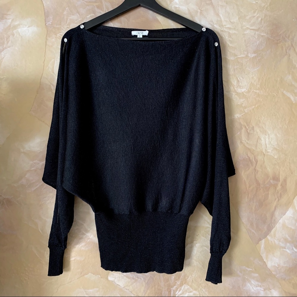 Beautiful Cache sparkle top with slit sleeves